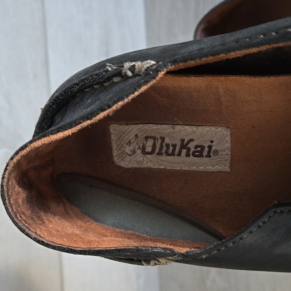 OluKai Men's Moloa Black Leather Loafers Slip On Shoes Sz 10 - Picture 5 of 12